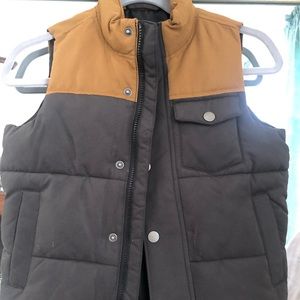 Boy Old Navy bubble vest
